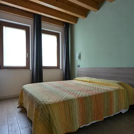 Lägenhetshotell Ai Tre Fienili Ponti sul Mincio
